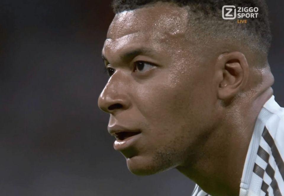 勾践附体？26岁姆巴佩1场3次越位+1年48次断崖领先 无缘破C罗纪录